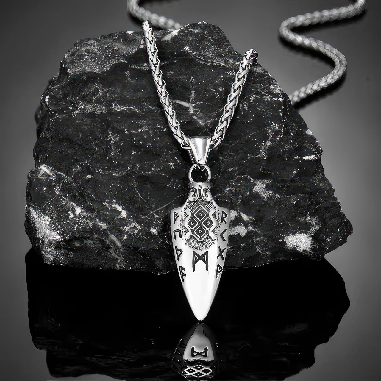 Odin's Arrow Necklace