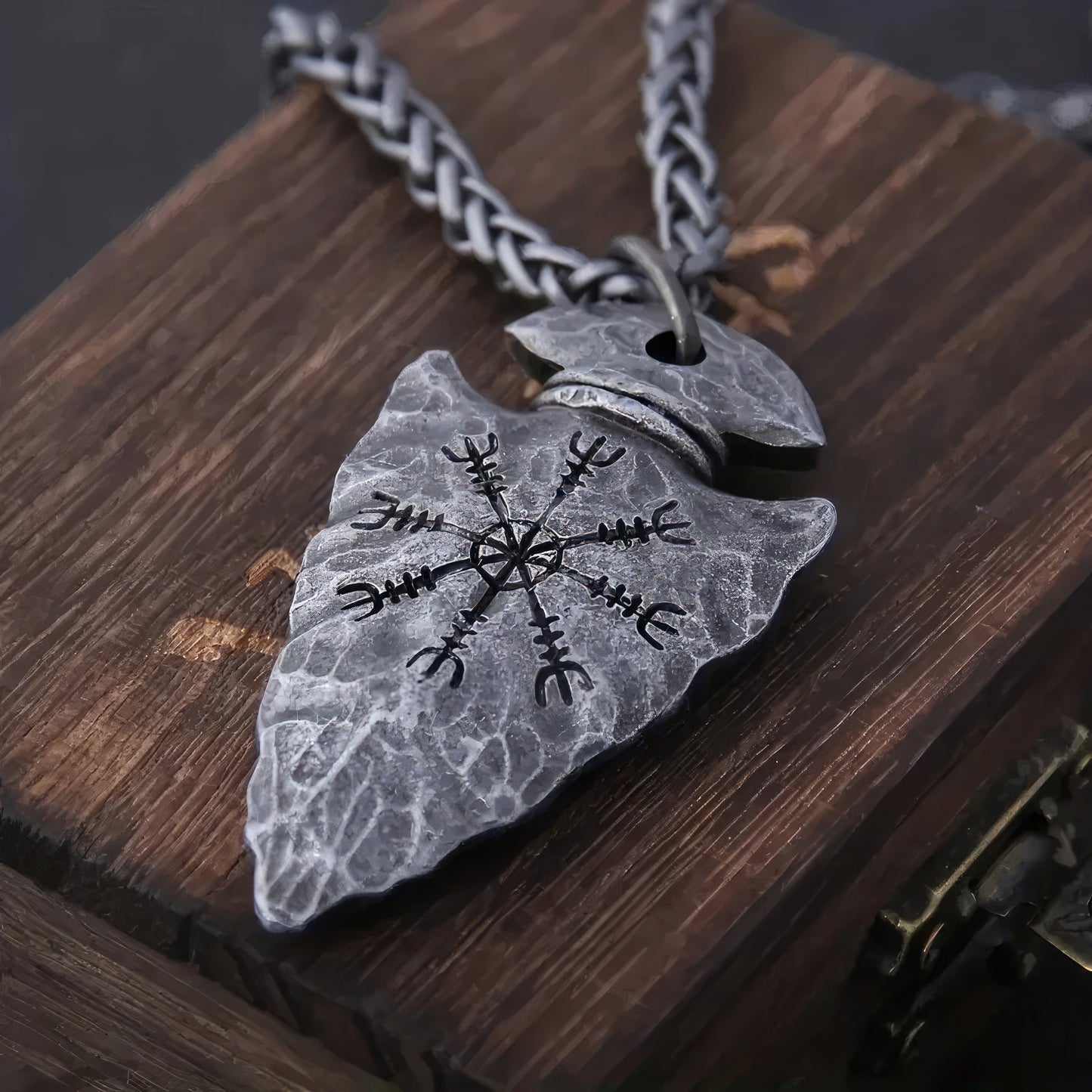Stylish Viking Spear Amulet Necklace