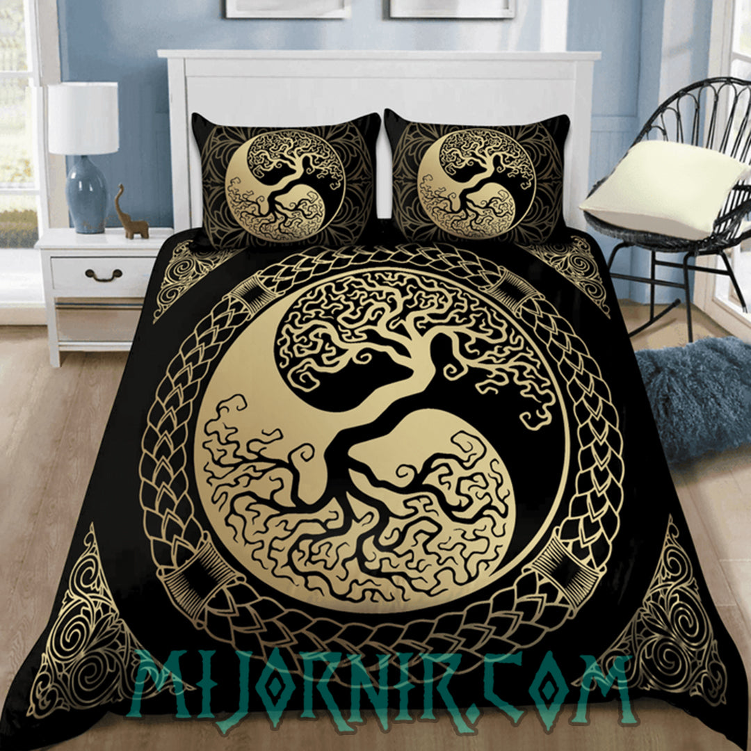 Yggdrasil's Balance - Viking Duvet Cover