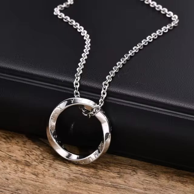 Viking Mobius Round Pendant Necklace