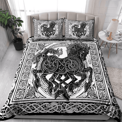 Sleipnir's Might - Viking Duvet Cover