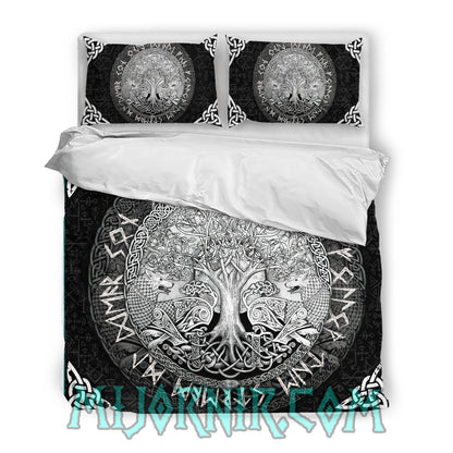 Yggdrasil Guardian - Viking Duvet Cover