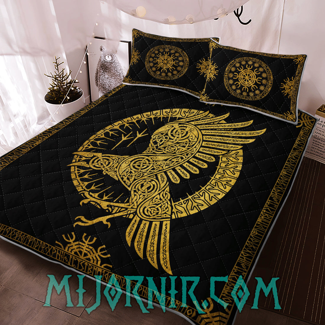 Golden Raven - Viking Quilt Set