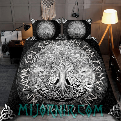 Yggdrasil Guardian - Viking Duvet Cover