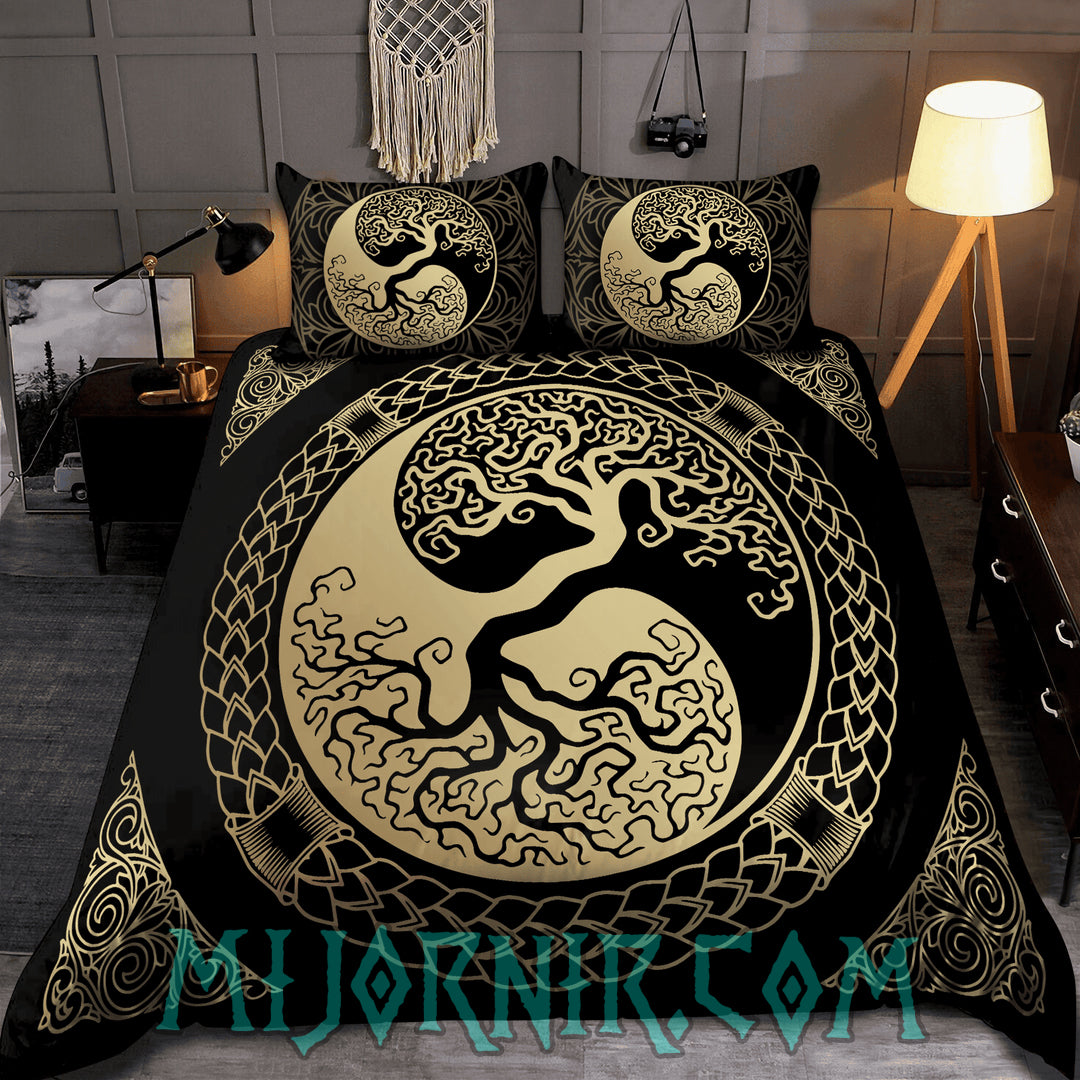 Yggdrasil's Balance - Viking Duvet Cover