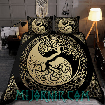 Yggdrasil's Balance - Viking Duvet Cover