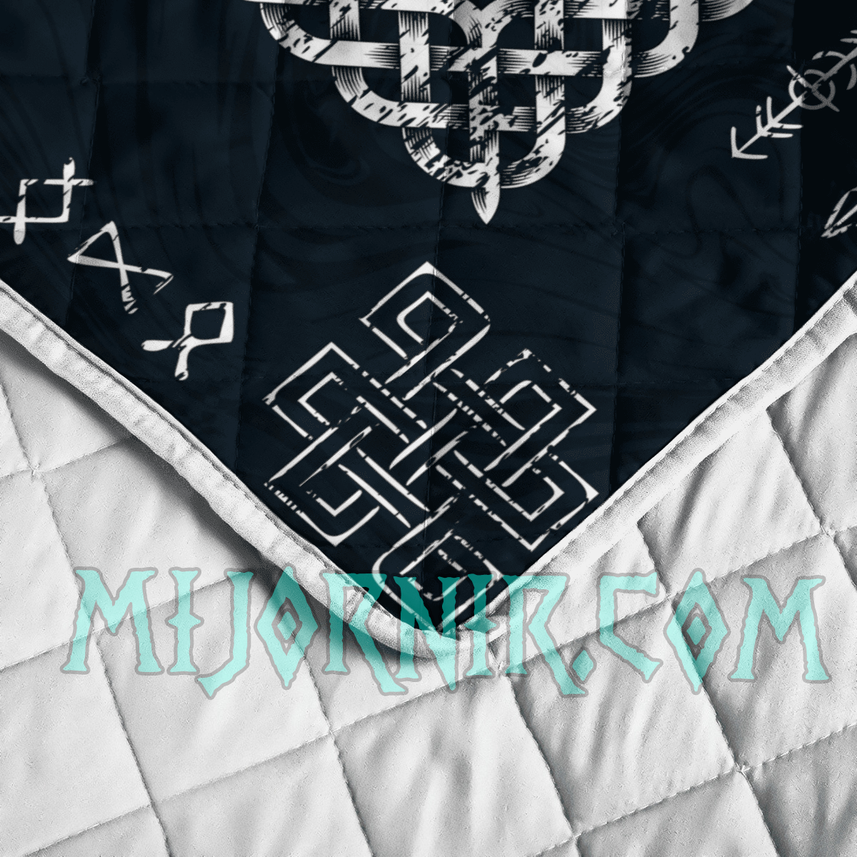 Helm of Awe - Viking Quilt Set