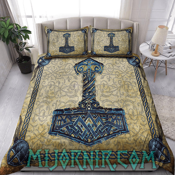 Mjolnir Might - Viking Duvet Cover