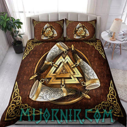 Golden Valknut - Viking Duvet Cover