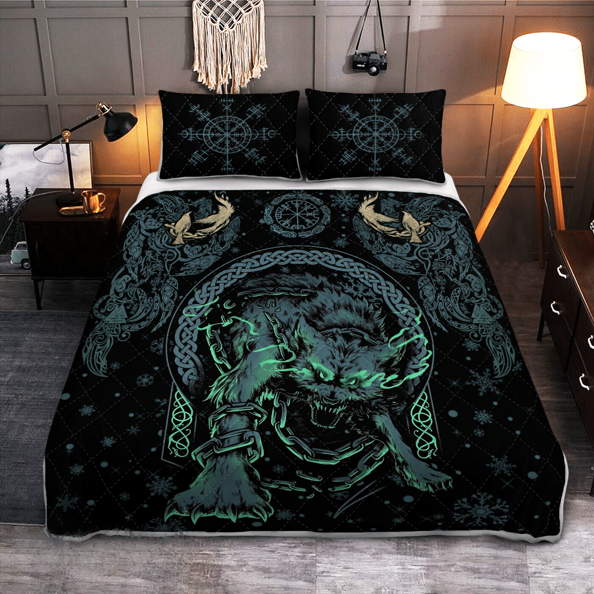 Fenrir Wolf In Snow - Viking Quilt Set