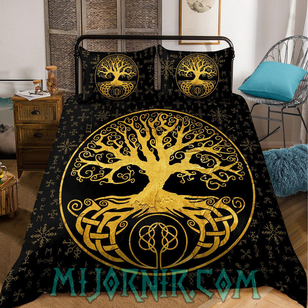 Golden Yggdrasil - Viking Duvet Cover