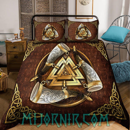 Golden Valknut - Viking Duvet Cover