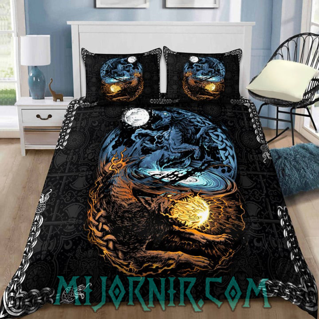 Sköll & Hati - Viking Duvet Cover