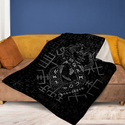 Jormungandr Berserker - Viking Fleece Blanket