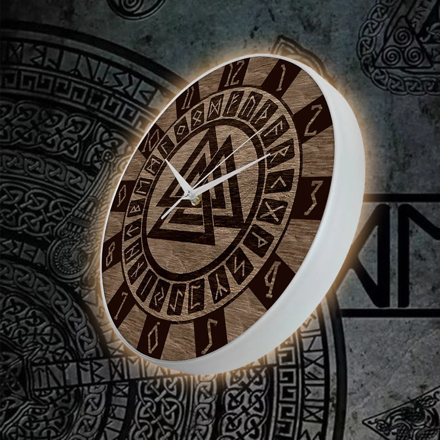 Clock Celtic Pattern Amulet